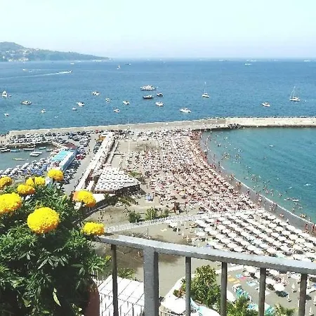 Casa Lucia Meta